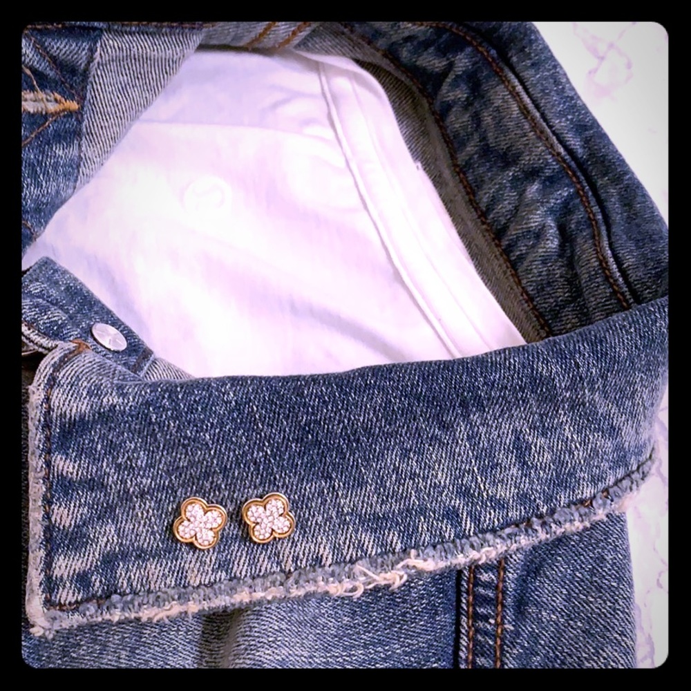 Gold and diamond Brighton Studs.